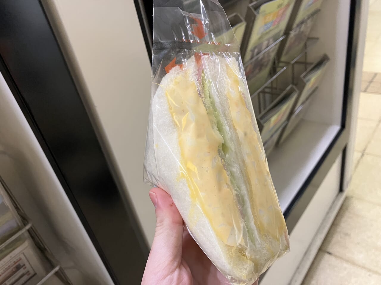 購入したサンドリアのサンドイッチ