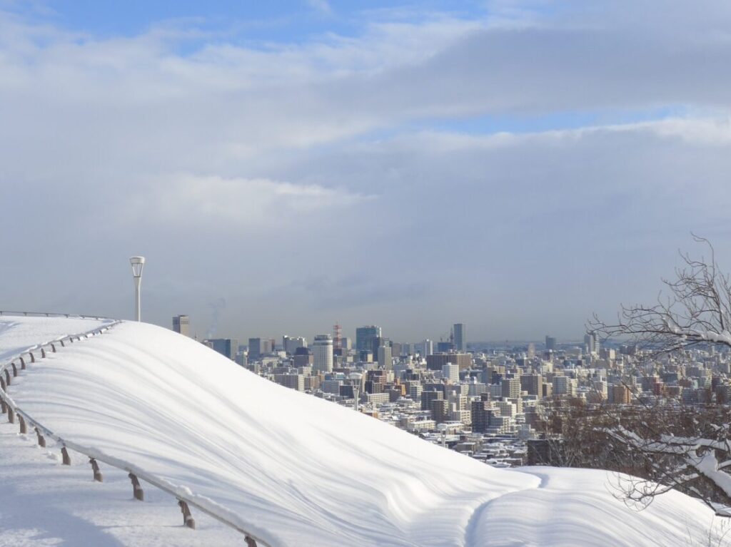 冬の旭山記念公園